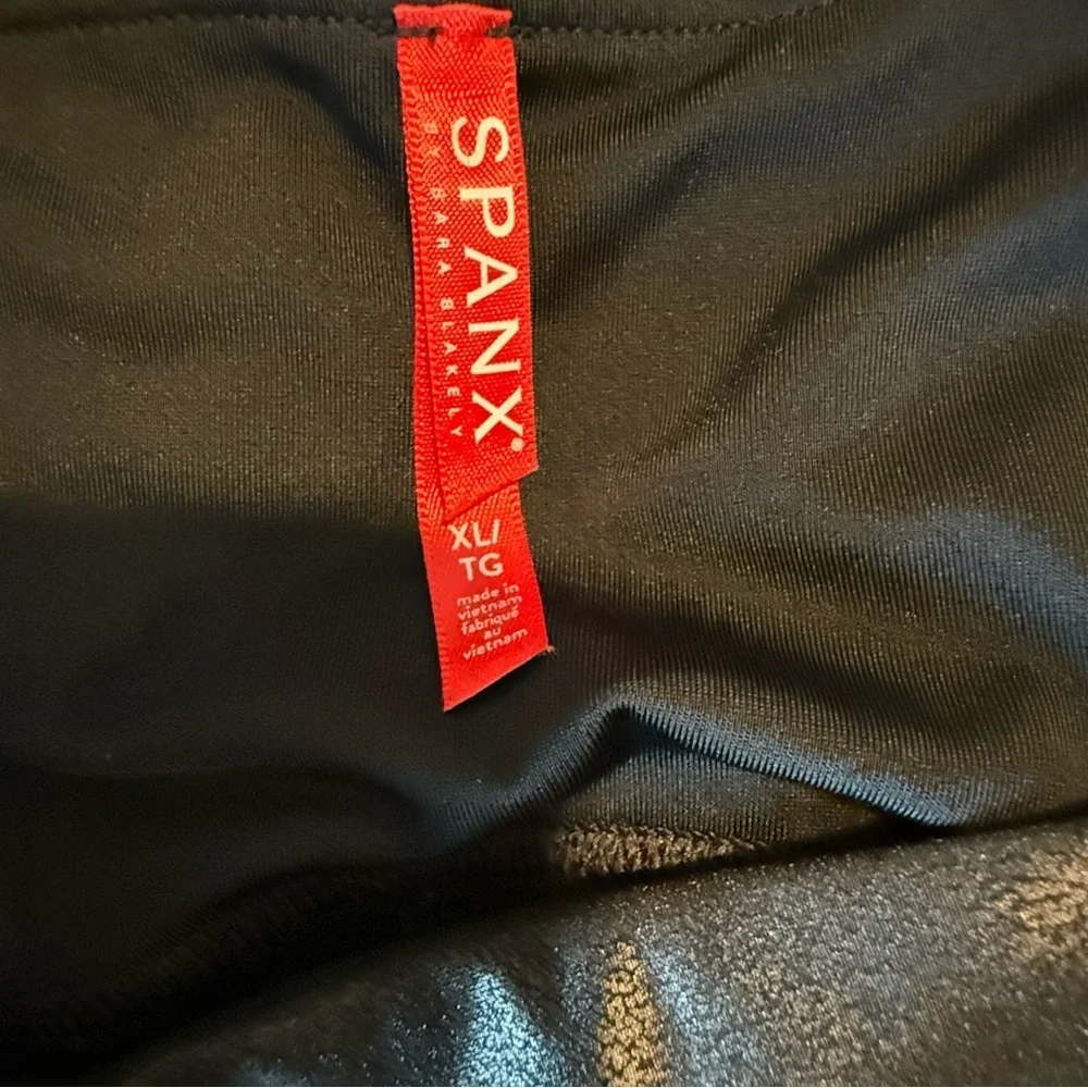 Black Spanx Leggings Stretchy Control Top faux Leather Size X-Large